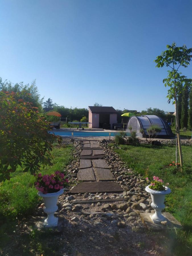 Clos Des Chenevieres, 3 Etoiles Comblanchien Exterior photo